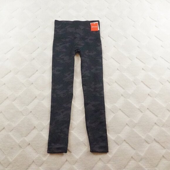 Spanx Look At Me Know Leggings Womens Petite Small Black Camouflage - Picture 1 of 9